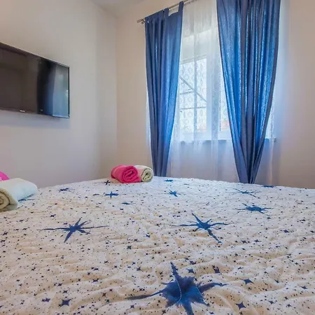 Nevenka 2 Guest house 3*